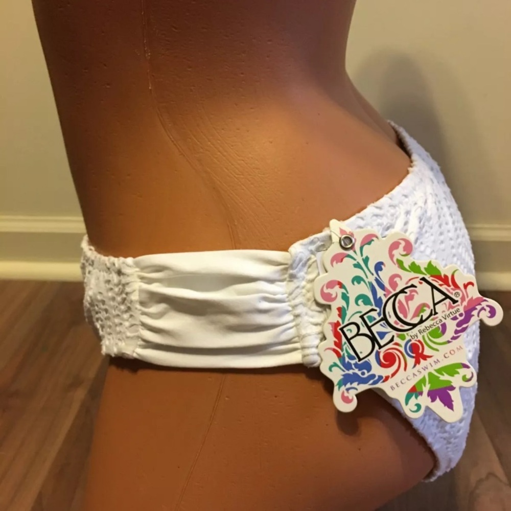NWT BECCA By Rebecca Virtue Ruched Side Bikini Bottoms Size XL White